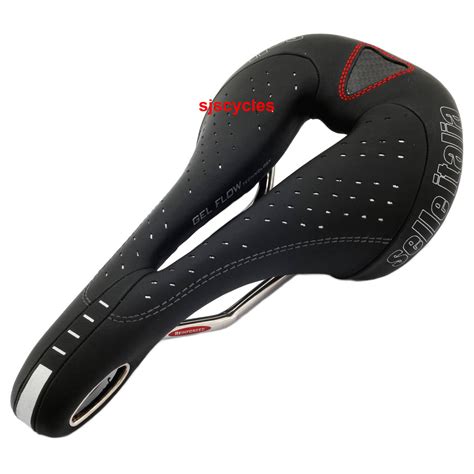 selle italia flite flow saddle.